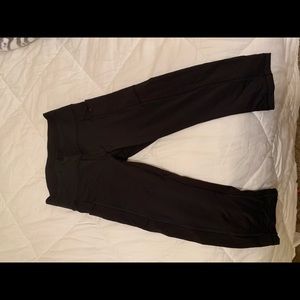 COPY - Lulu lemon crop running tights